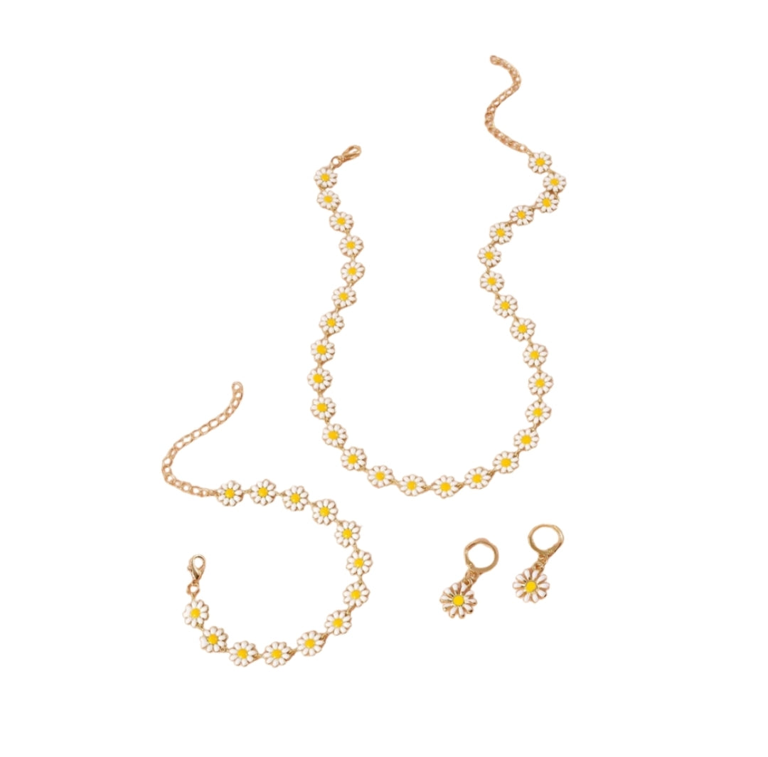 Gold Daisy Jewellery Set - Necklace, Earrings and Bracelet