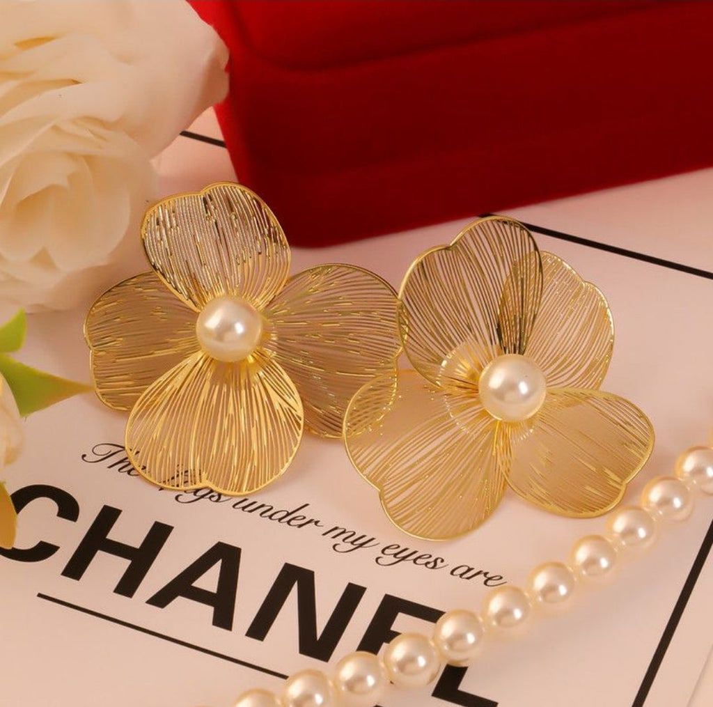 Gold Earrings Set 2 pairs of Ear Vintage Pearl Flowers Women Jewelry Gifts